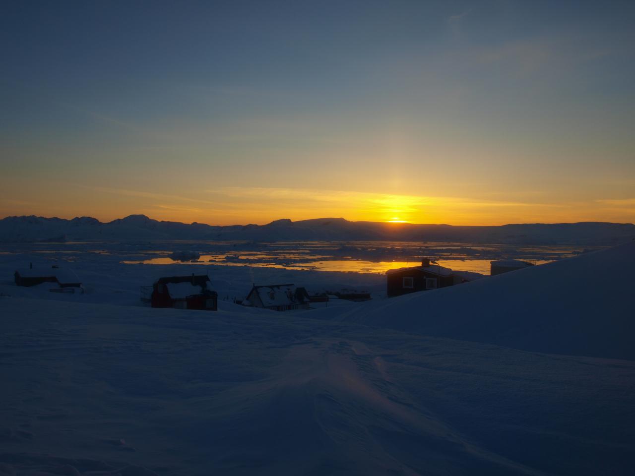 Coucher de soleil sur le village